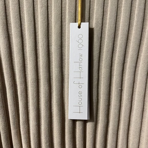 House Of Harlow - Ribbed Longsleeve Top - Picture 4 of 9